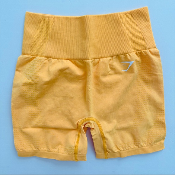 Gymshark Pants - Gymshark M Vital Seamless Shorts